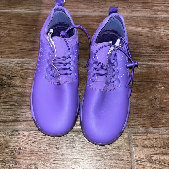 Clove Women's Classic - Atomic Purple nursing shoes - Picture 2 of 5